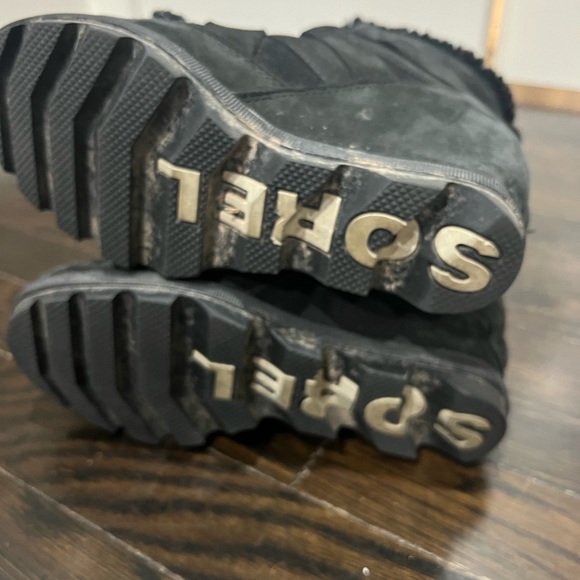 Sorel Wedge Boots 6 - Picture 4 of 5